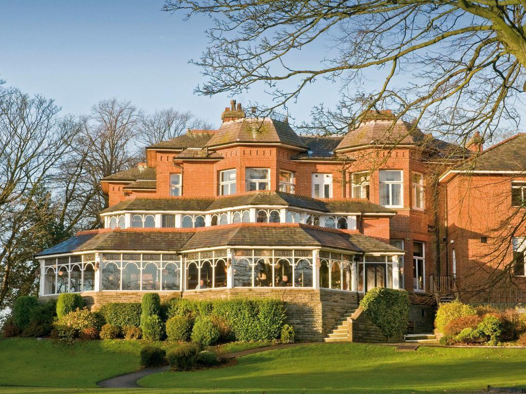 Macdonald Kilhey Court Hotel Wigan Exterior photo